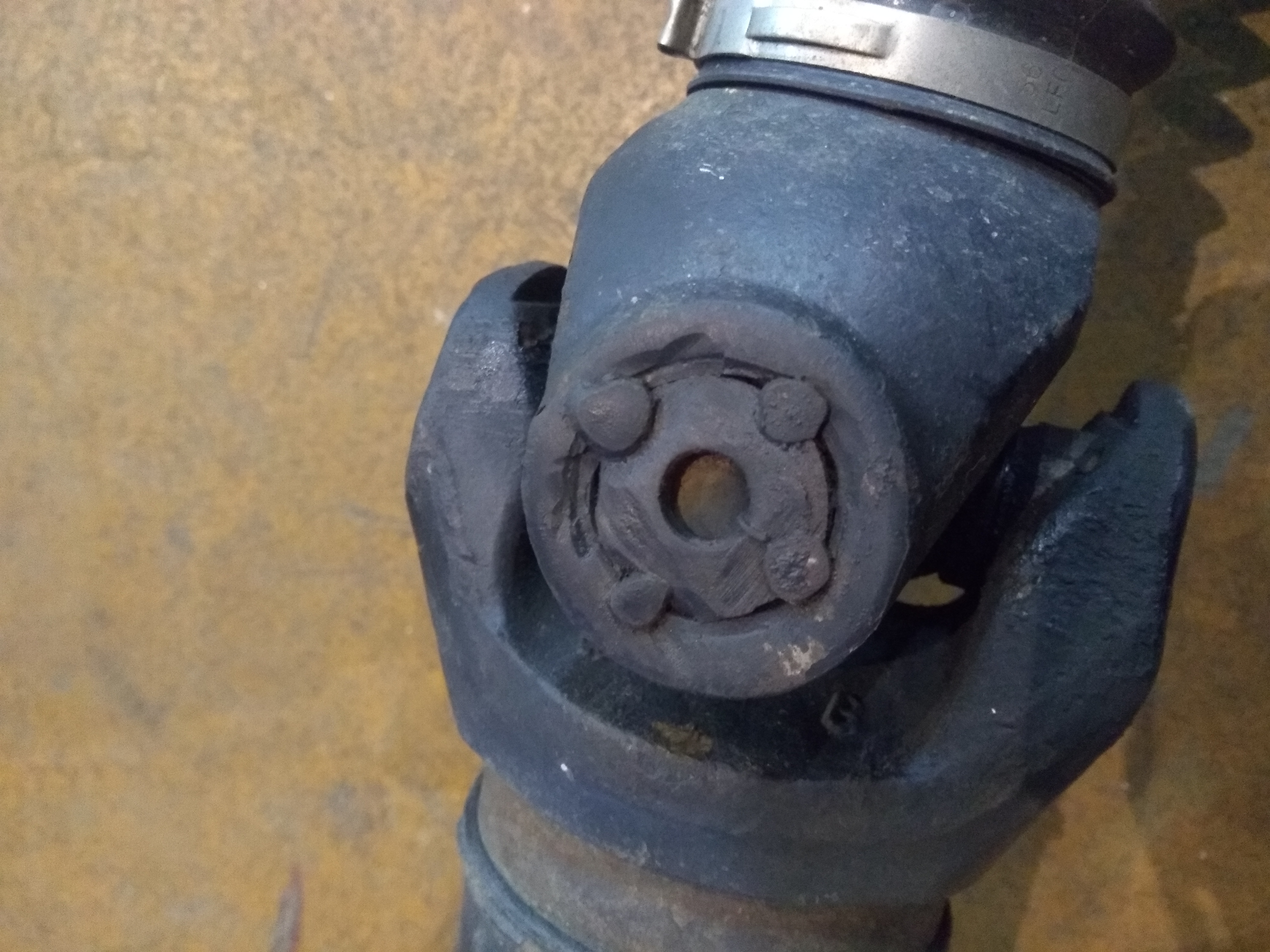 Naváraný kríž – deformované uloženie